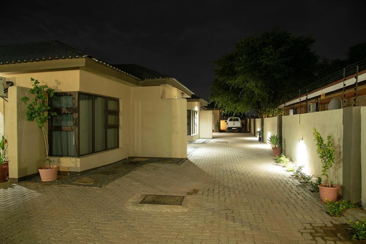 Peaconwood Boutique Villa Palapye Exterior photo