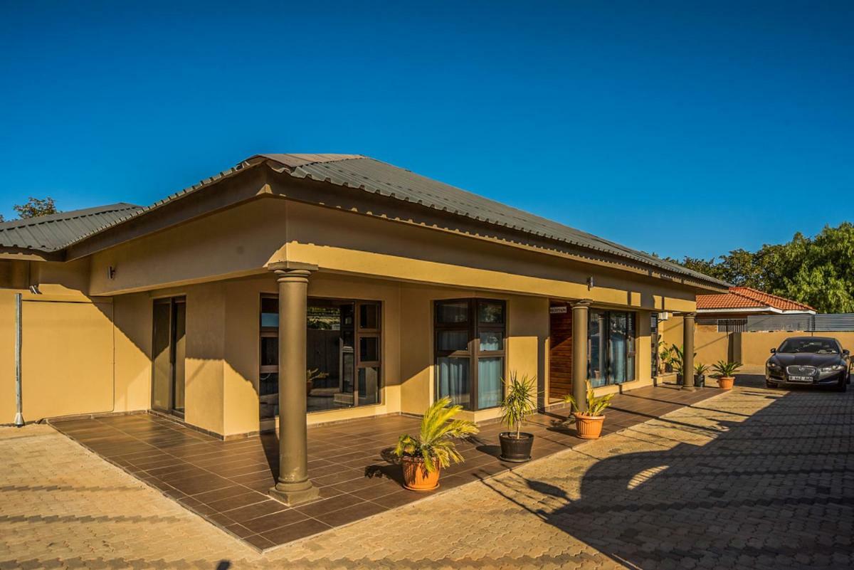 Peaconwood Boutique Villa Palapye Exterior photo